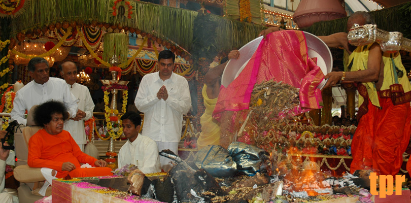 Ati Rudra Maha Yajña en Brindavan, Whitefield ...