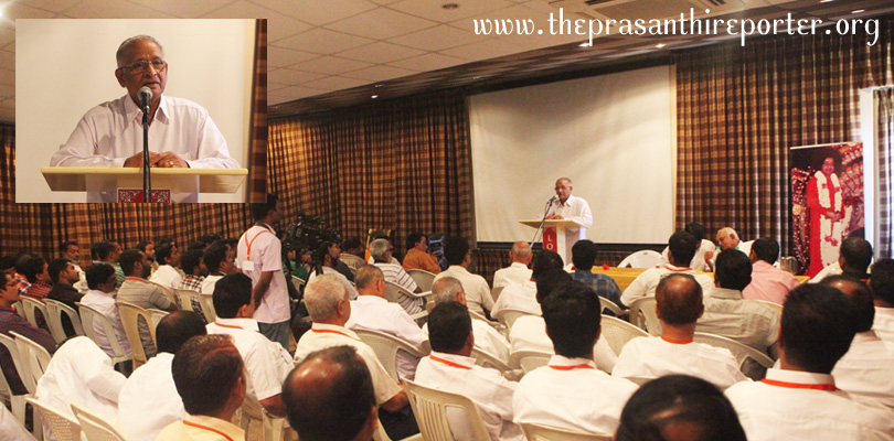 Представители СМИ штата Керала в Прашанти Нилаяме