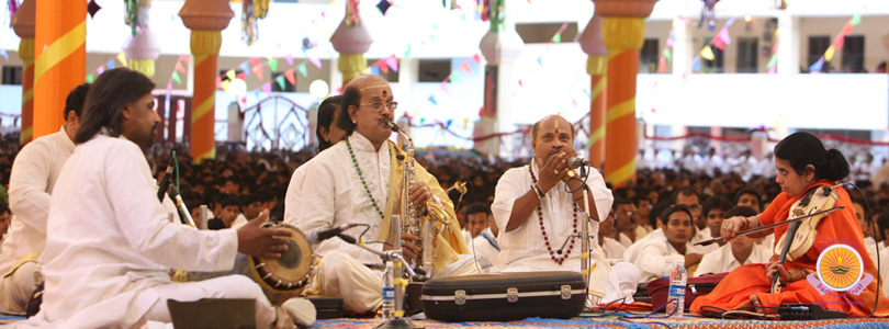 Празднование Гуру Пурнимы 2014