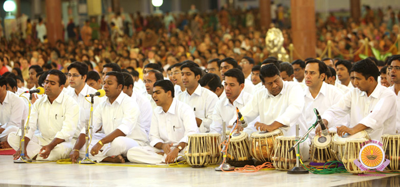 Global Akhanda Bhajan 2011 commences