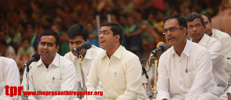 Празднование дня провозглашения Аватара