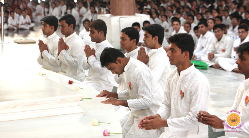 Gratitude Offering by the Passing Out Batch of Brindavan Campus