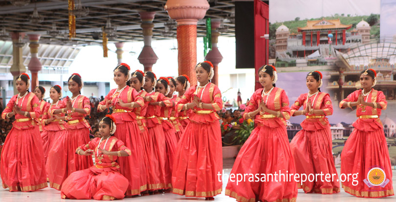 Sathya Sai Parijatalu, Dance Drama by Puttaparthi Balvikas