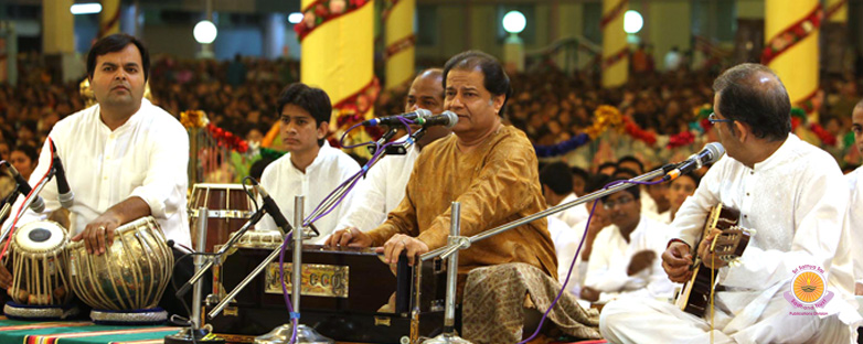 Jhoola Mahotsavam and Music Concert