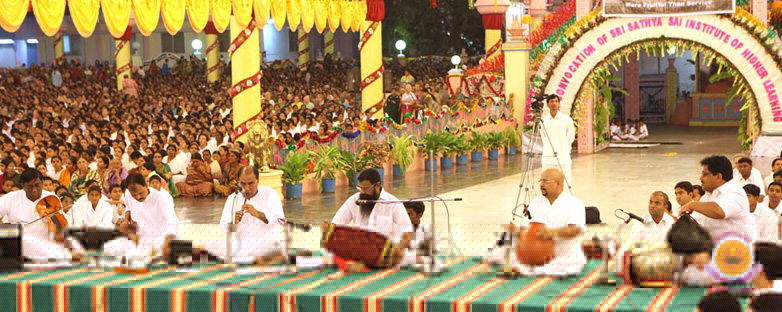 Karaikkudi Manis Music & SSSIHMS Programme
