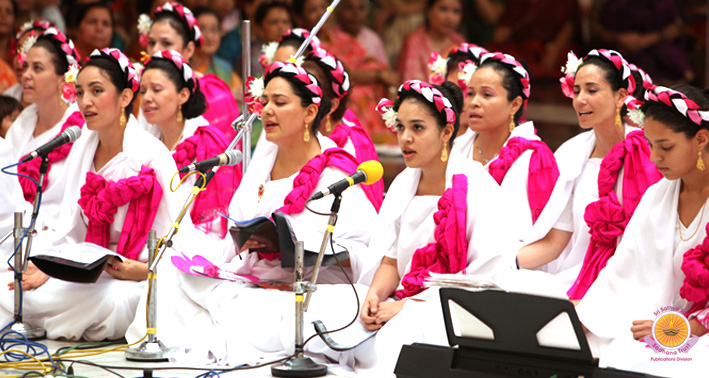 Balinese Dance and Mexican Choir…