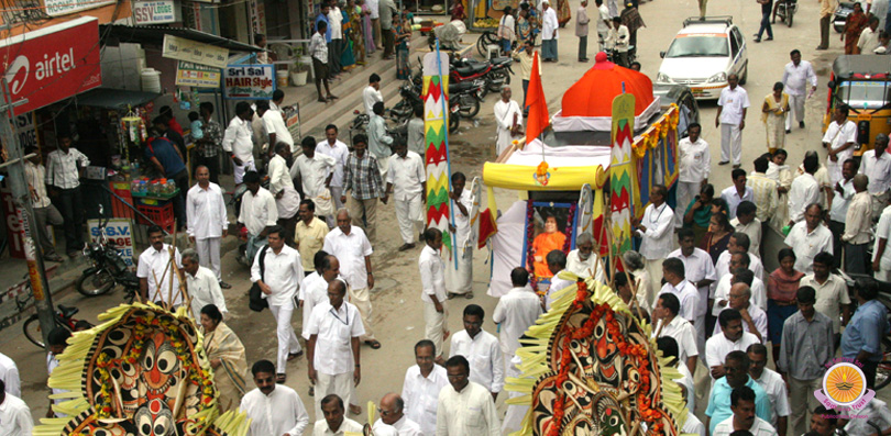 Grand Kerala Cultural Ensemble in Prasanthi Nilayam…