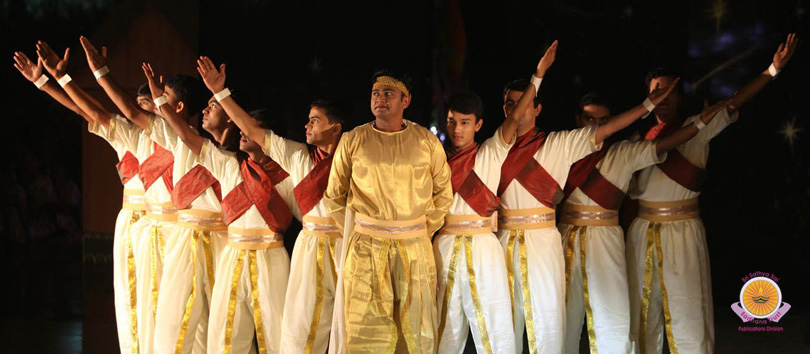 Scintillating Thematic Dance Offering  Indriyaarpanam