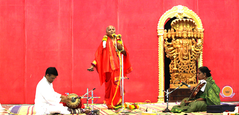 Ashatavadhanam in the Divine Presence