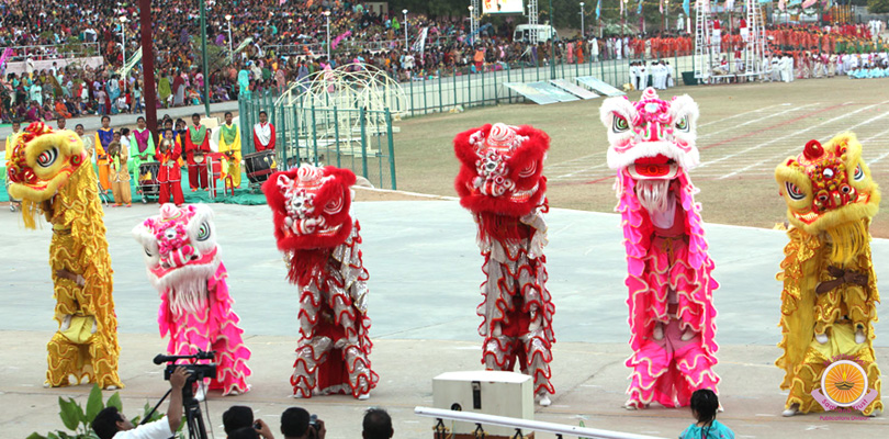 Colour & Pageantry As Tiny Tots Steal Hearts