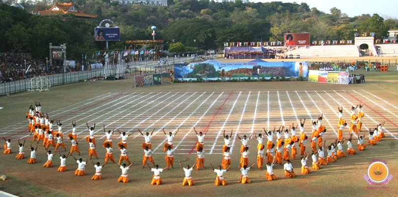 Colour & Pageantry As Tiny Tots Steal Hearts