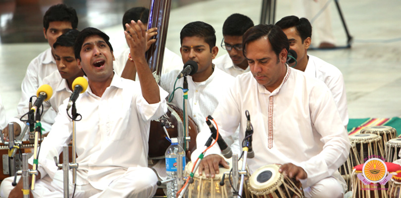 Празднование Дня рождения Рамы в 2014 году