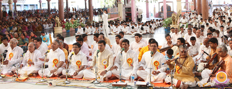 Thyagaraja Aradhana in Prasanthi Nilayam